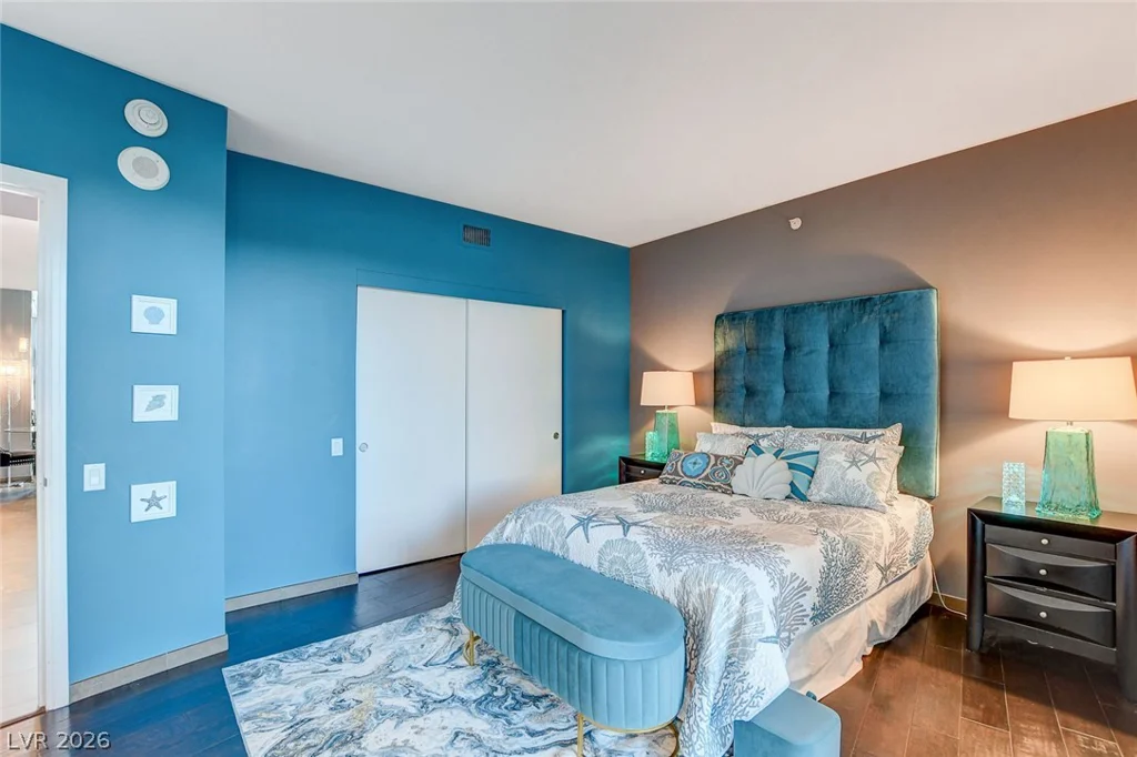 322 Karen, Las Vegas, NV 89109