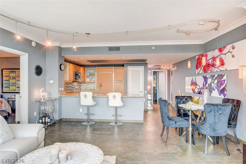322 Karen, Las Vegas, NV 89109
