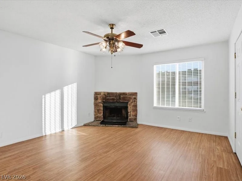 6952 Issac, Las Vegas, NV 89156