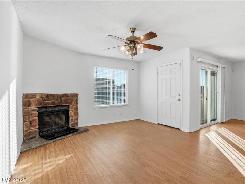 6952 Issac, Las Vegas, NV 89156