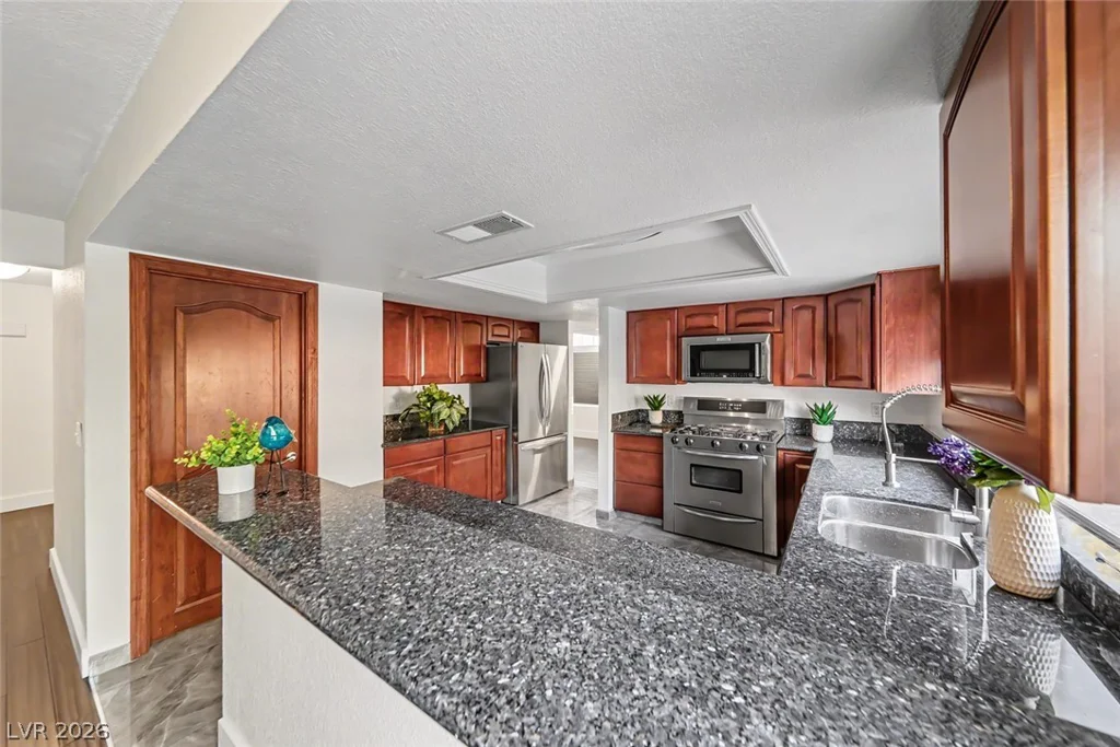 32 Stone Cress, Henderson, NV 89074