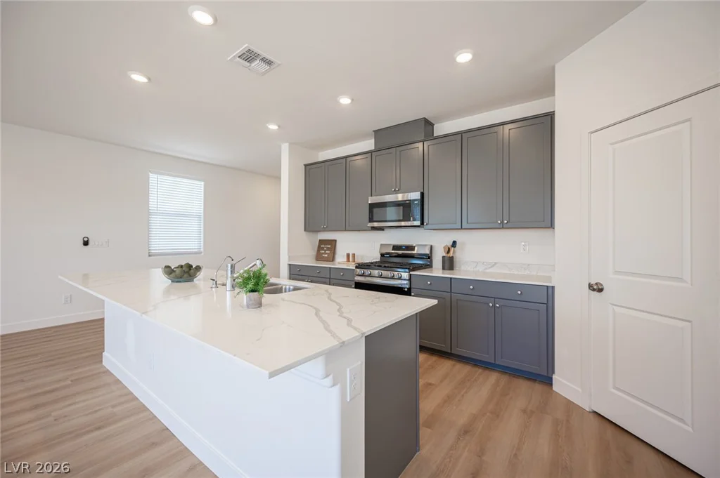 10279 Fragrant Apple, Las Vegas, NV 89141