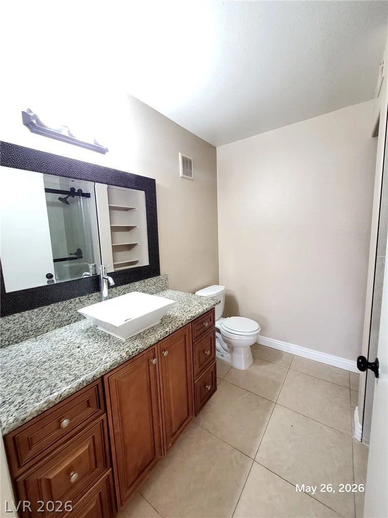 7885 Flamingo, Las Vegas, NV 89147
