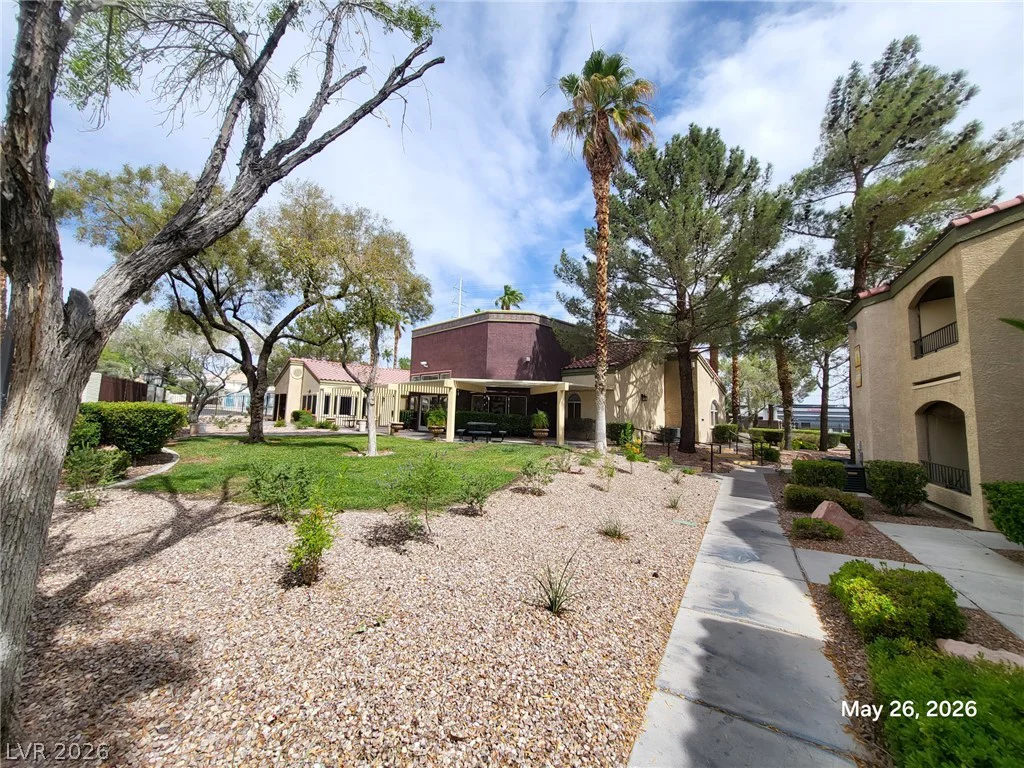 7885 Flamingo, Las Vegas, NV 89147