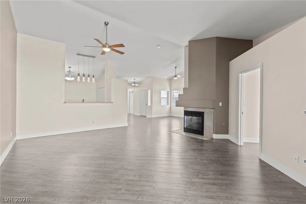 3352 Kylemore, Las Vegas, NV 89129