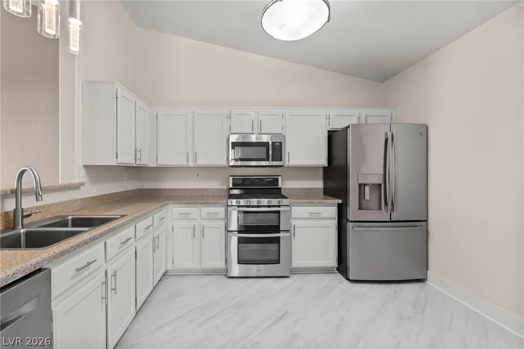 3352 Kylemore, Las Vegas, NV 89129