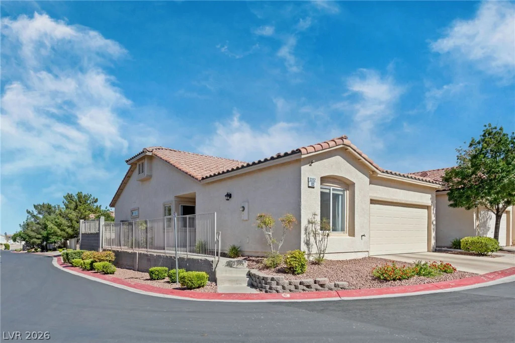 3352 Kylemore, Las Vegas, NV 89129