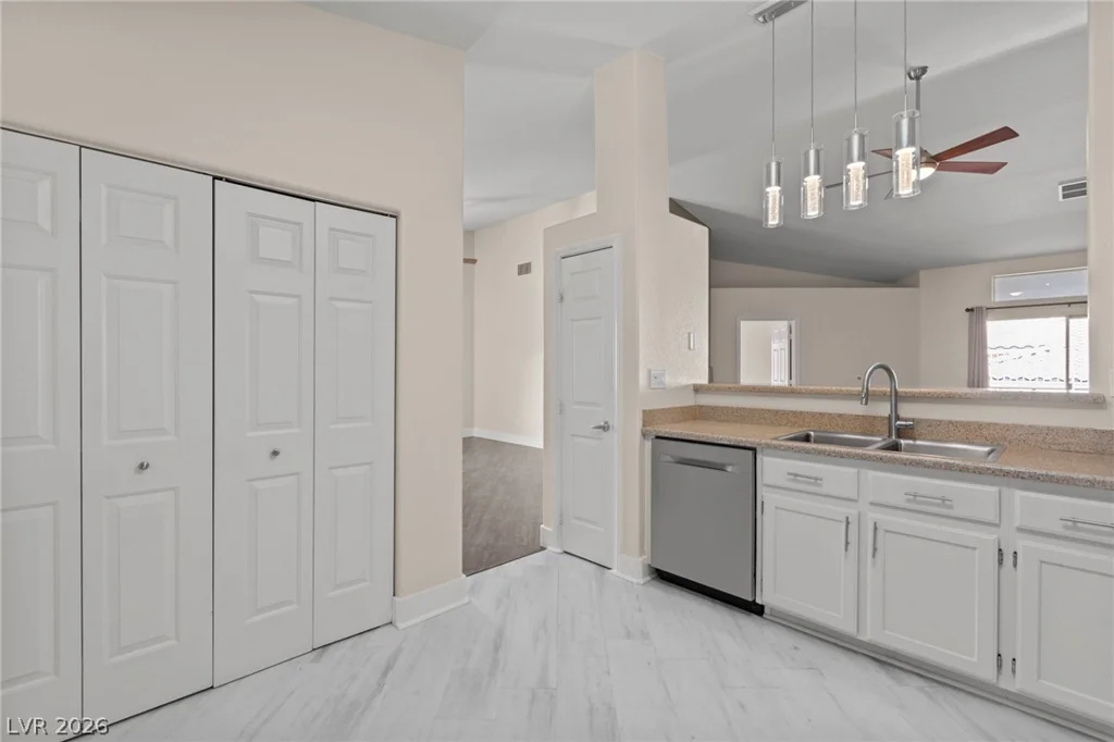3352 Kylemore, Las Vegas, NV 89129
