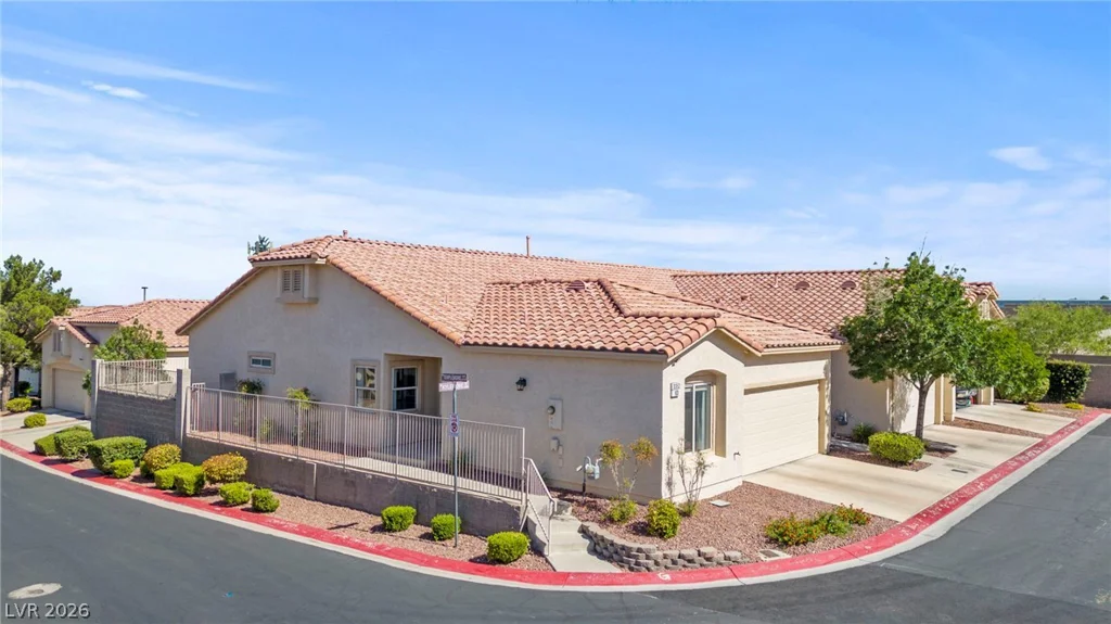 3352 Kylemore, Las Vegas, NV 89129