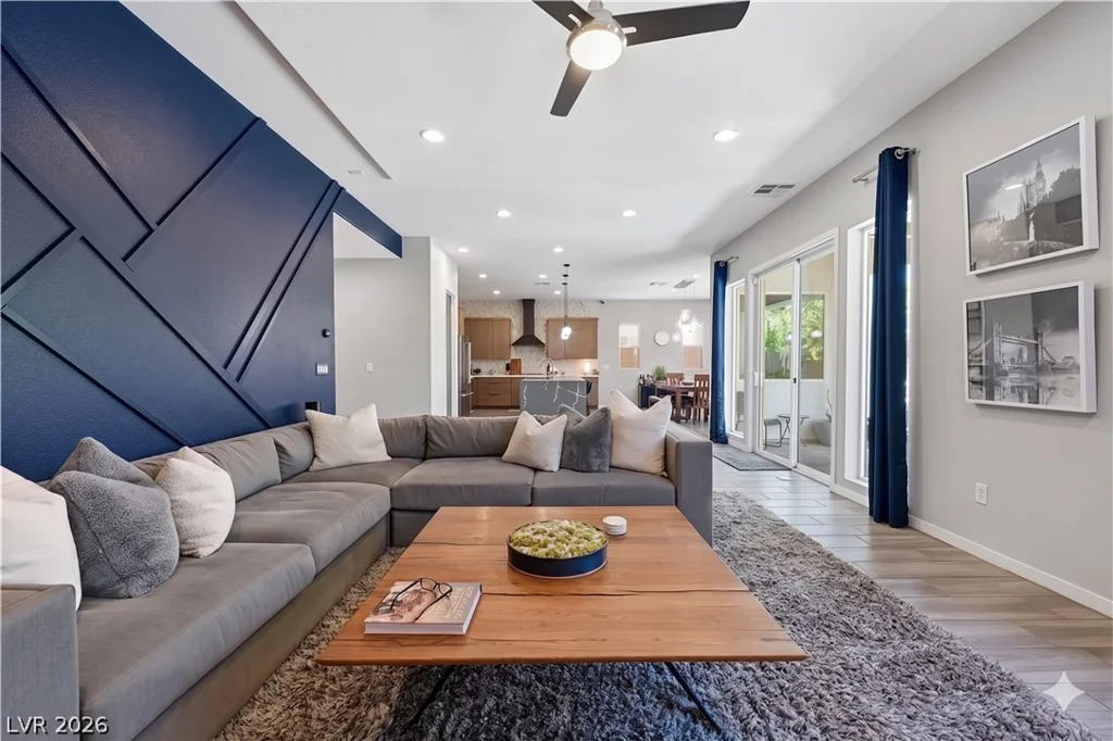 8587 Old Daylily, Las Vegas, NV 89113