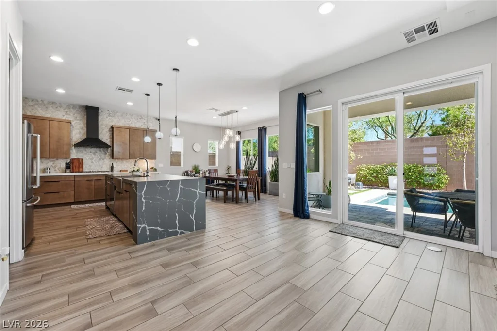 8587 Old Daylily, Las Vegas, NV 89113