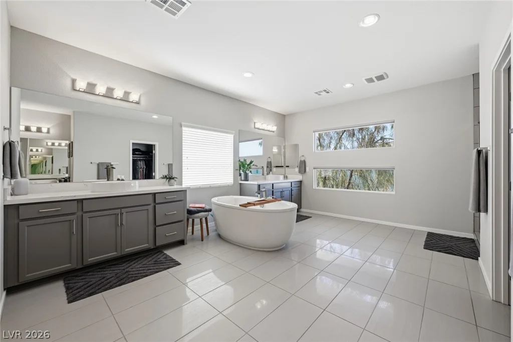 8587 Old Daylily, Las Vegas, NV 89113