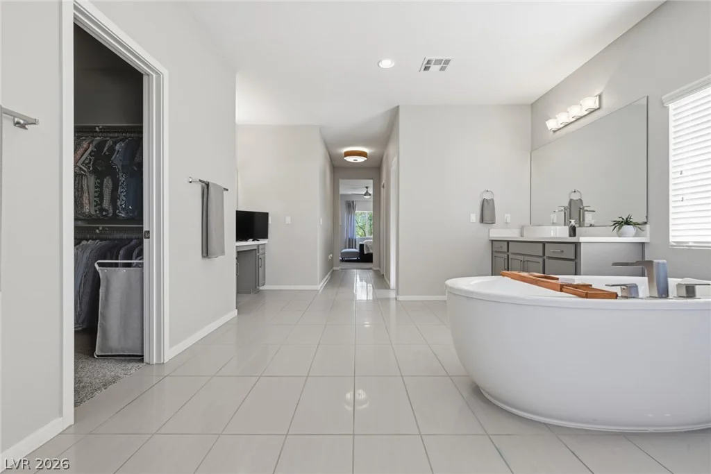 8587 Old Daylily, Las Vegas, NV 89113