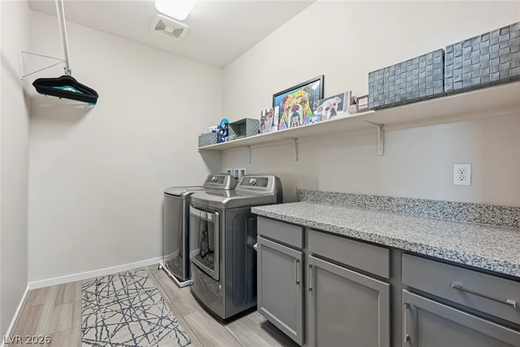 8587 Old Daylily, Las Vegas, NV 89113
