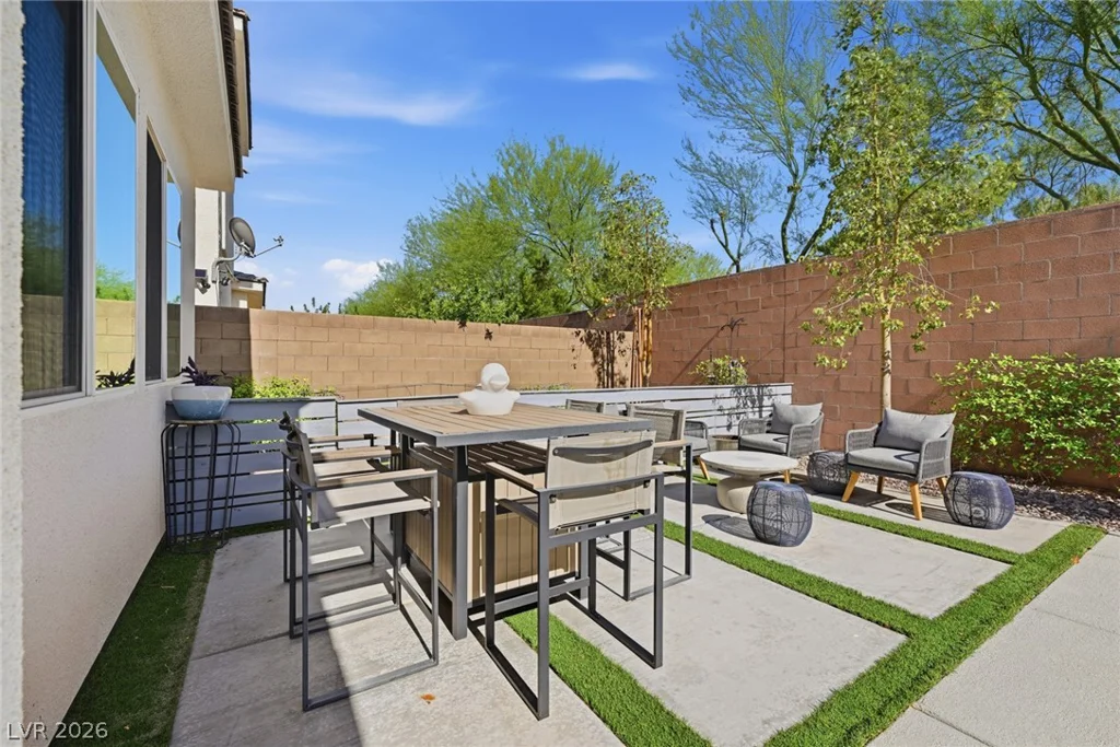 8587 Old Daylily, Las Vegas, NV 89113