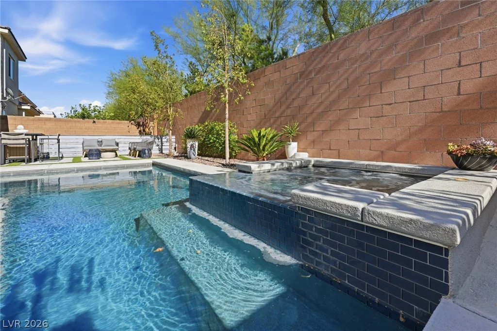 8587 Old Daylily, Las Vegas, NV 89113