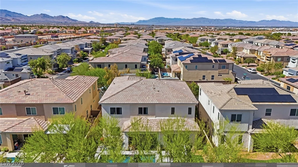 8587 Old Daylily, Las Vegas, NV 89113