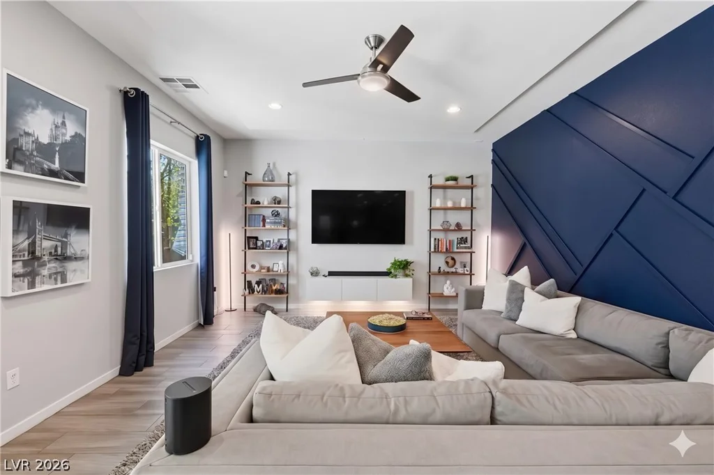 8587 Old Daylily, Las Vegas, NV 89113