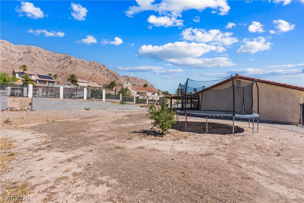 1132 Eastridge, Las Vegas, NV 89110