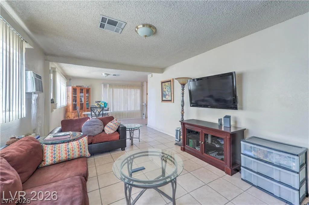 405 Leonard, Las Vegas, NV 89106
