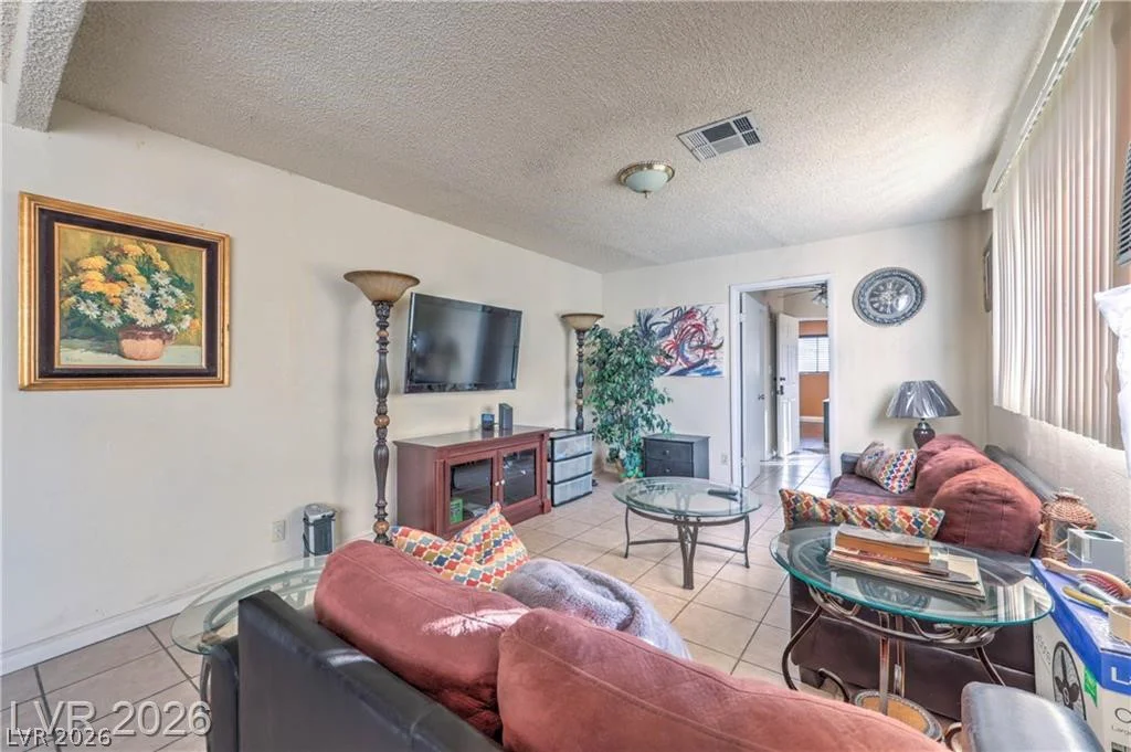 405 Leonard, Las Vegas, NV 89106