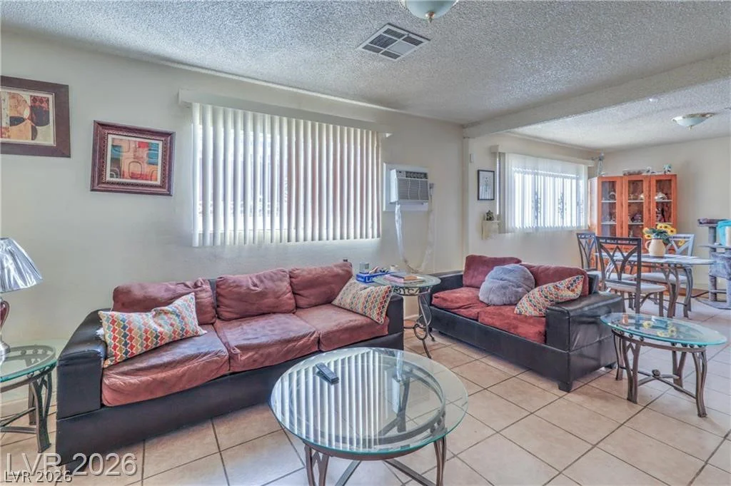 405 Leonard, Las Vegas, NV 89106