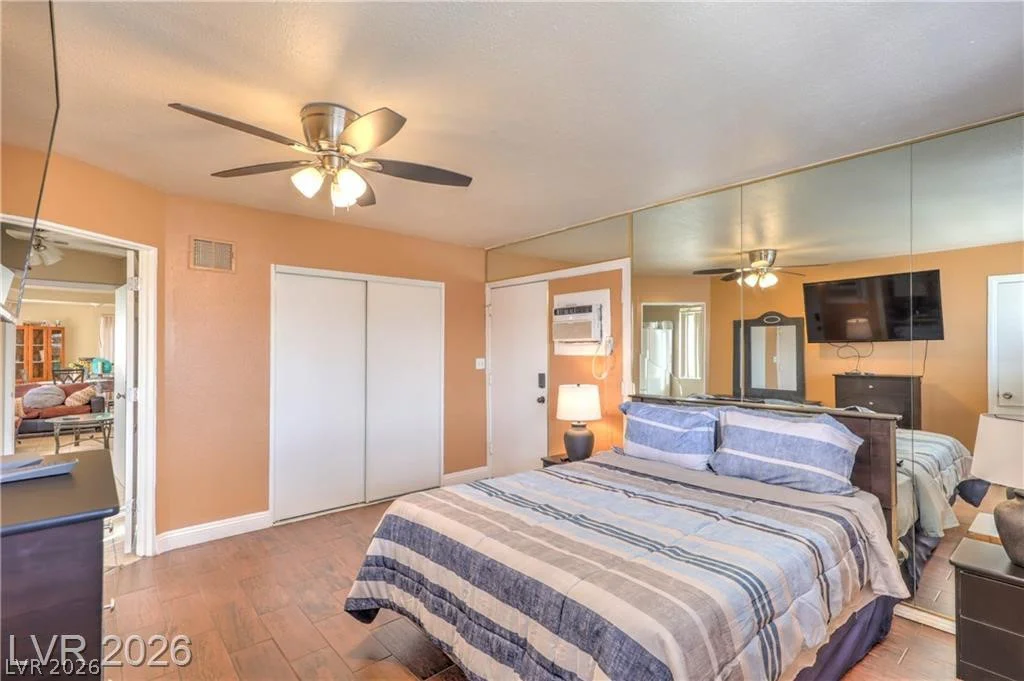 405 Leonard, Las Vegas, NV 89106