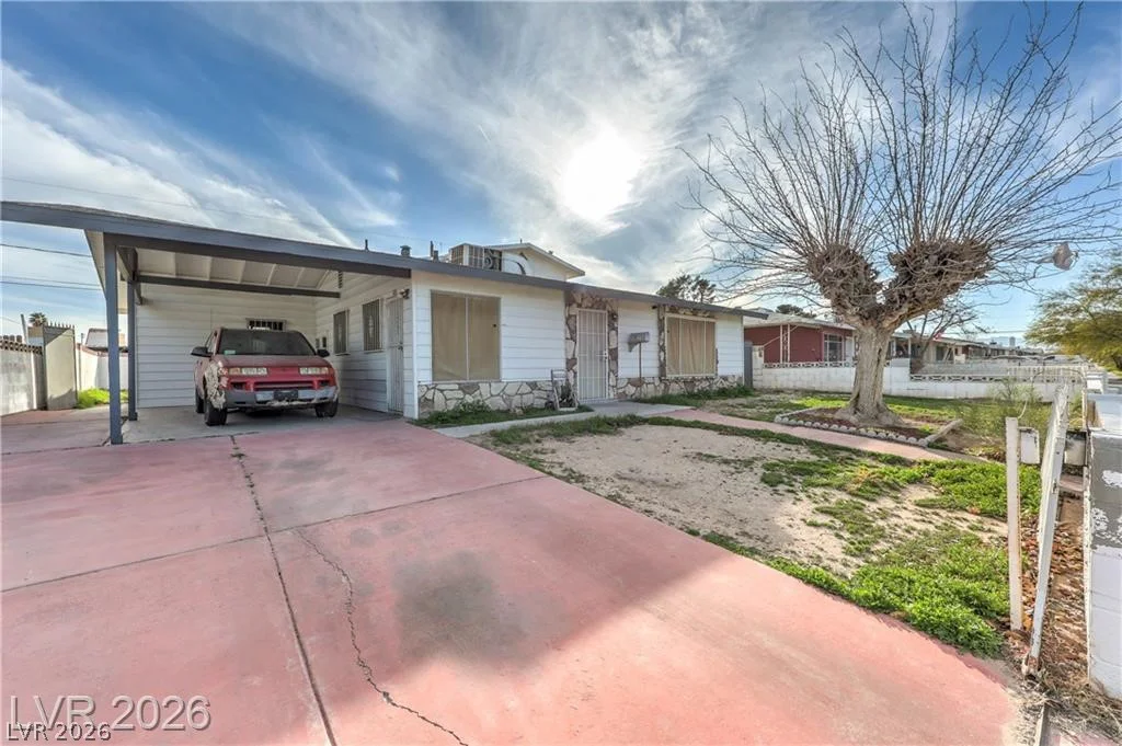 405 Leonard, Las Vegas, NV 89106