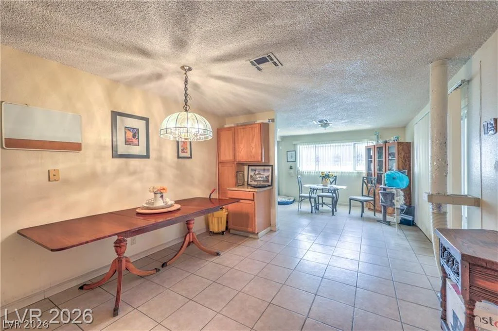 405 Leonard, Las Vegas, NV 89106