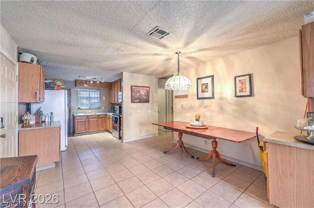 405 Leonard, Las Vegas, NV 89106