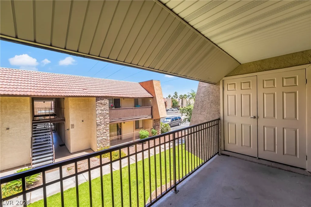 5160 Indian River, Las Vegas, NV 89103