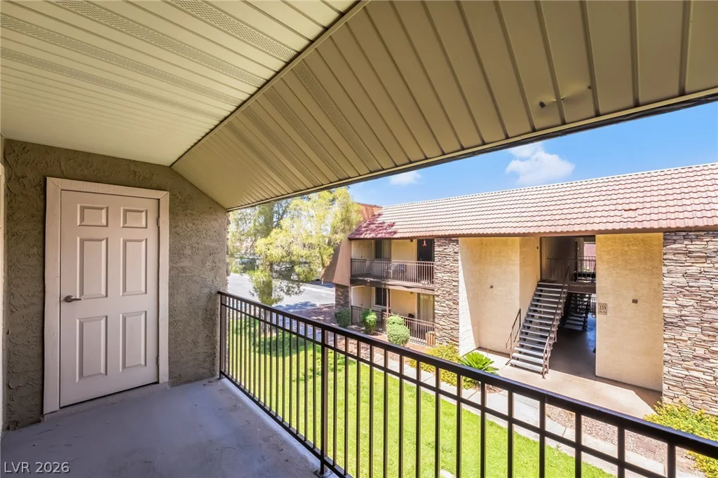 5160 Indian River, Las Vegas, NV 89103