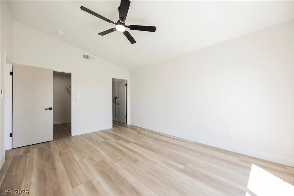 105 Jon Belger, Las Vegas, NV 89145
