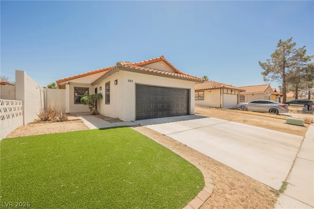 105 Jon Belger, Las Vegas, NV 89145
