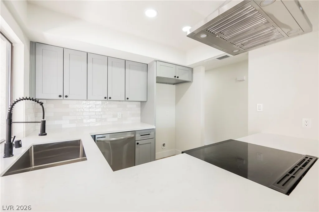 105 Jon Belger, Las Vegas, NV 89145