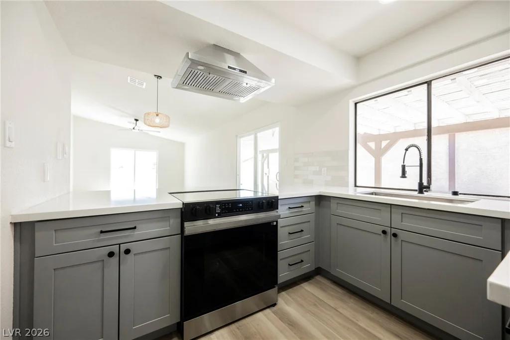 105 Jon Belger, Las Vegas, NV 89145