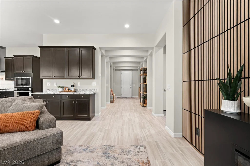 9095 Wing Shadow, Las Vegas, NV 89129