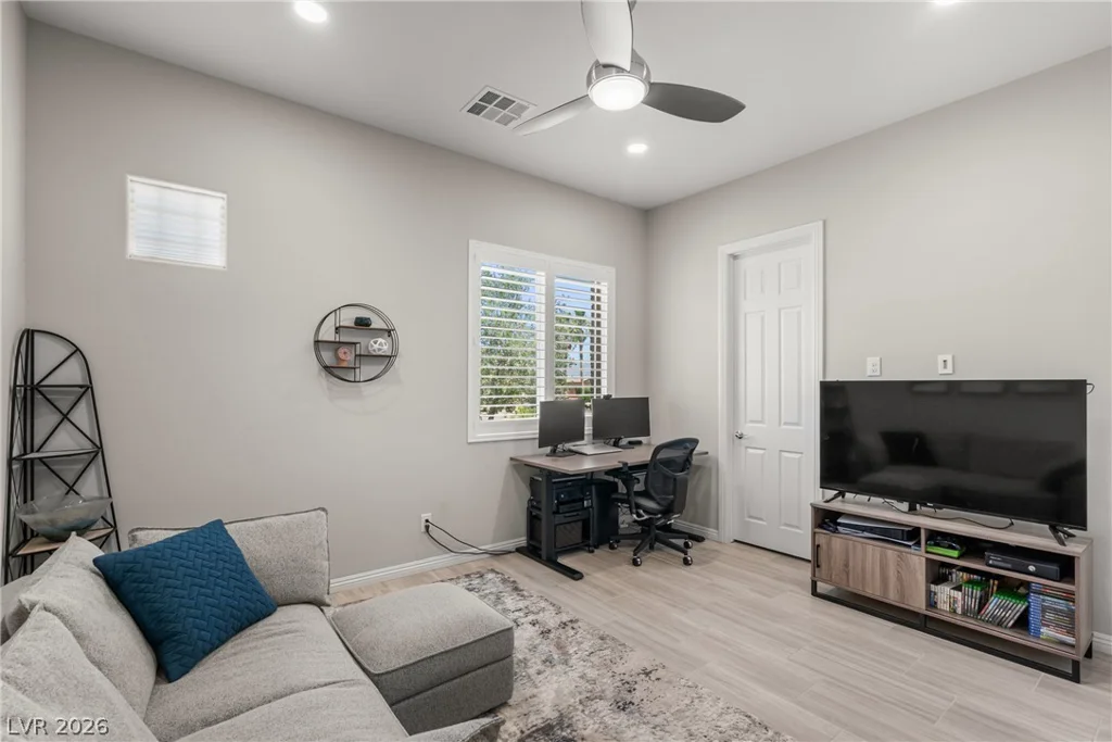 9095 Wing Shadow, Las Vegas, NV 89129