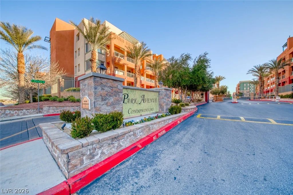 51 Agate, Las Vegas, NV 89123