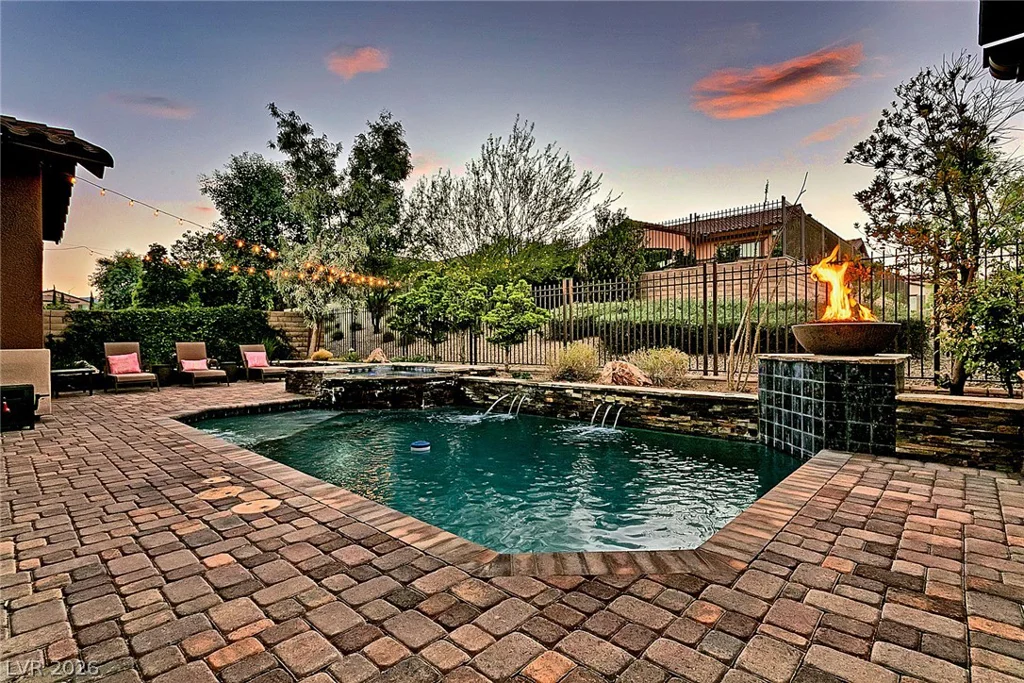 775 Porto Mio, Las Vegas, NV 89138