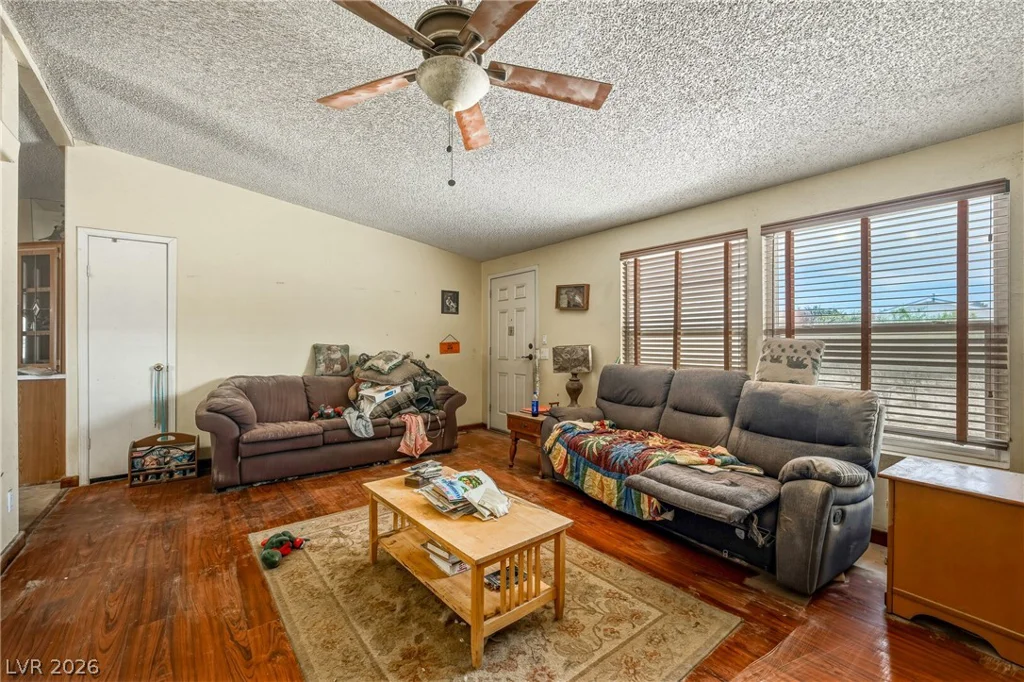 4910 Mankins, Pahrump, NV 89048