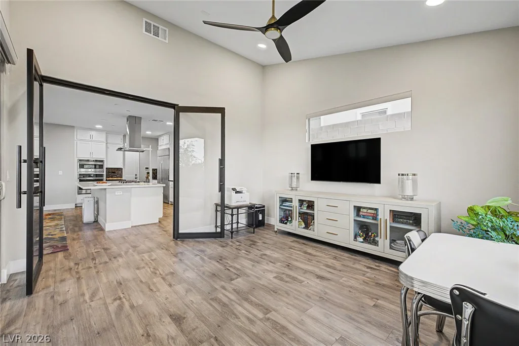 12014 Montague, Las Vegas, NV 89138