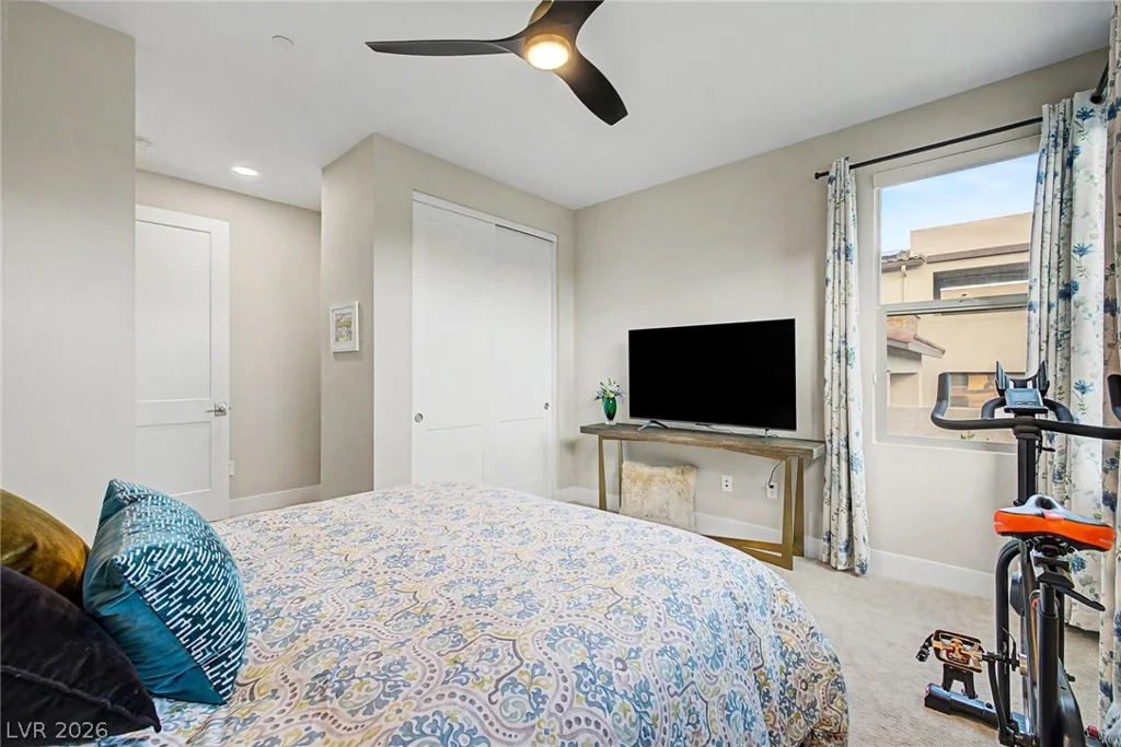 12014 Montague, Las Vegas, NV 89138