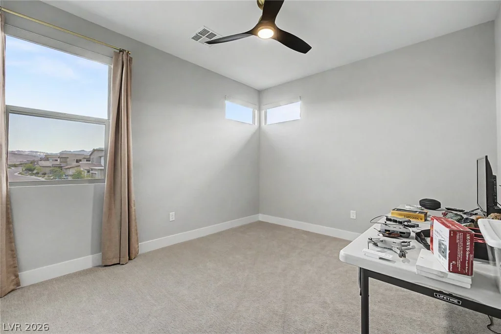 12014 Montague, Las Vegas, NV 89138
