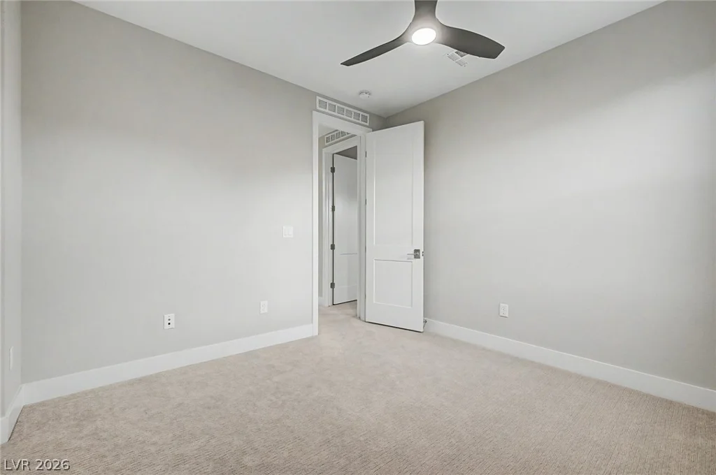 12014 Montague, Las Vegas, NV 89138