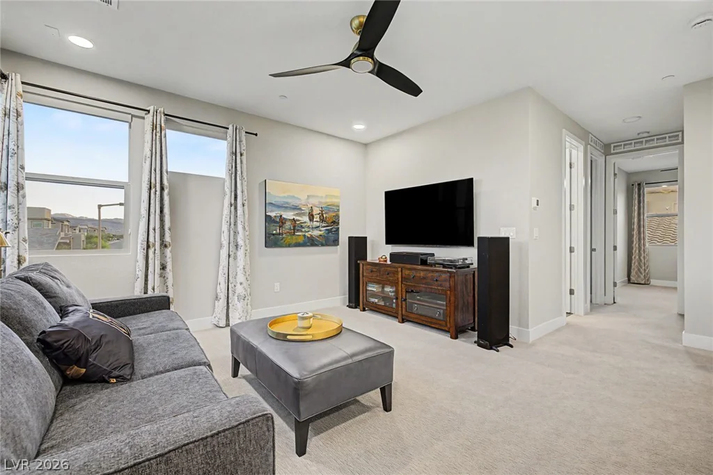 12014 Montague, Las Vegas, NV 89138