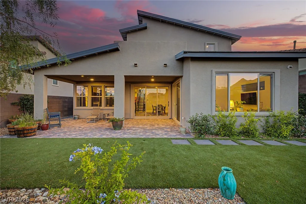 12014 Montague, Las Vegas, NV 89138