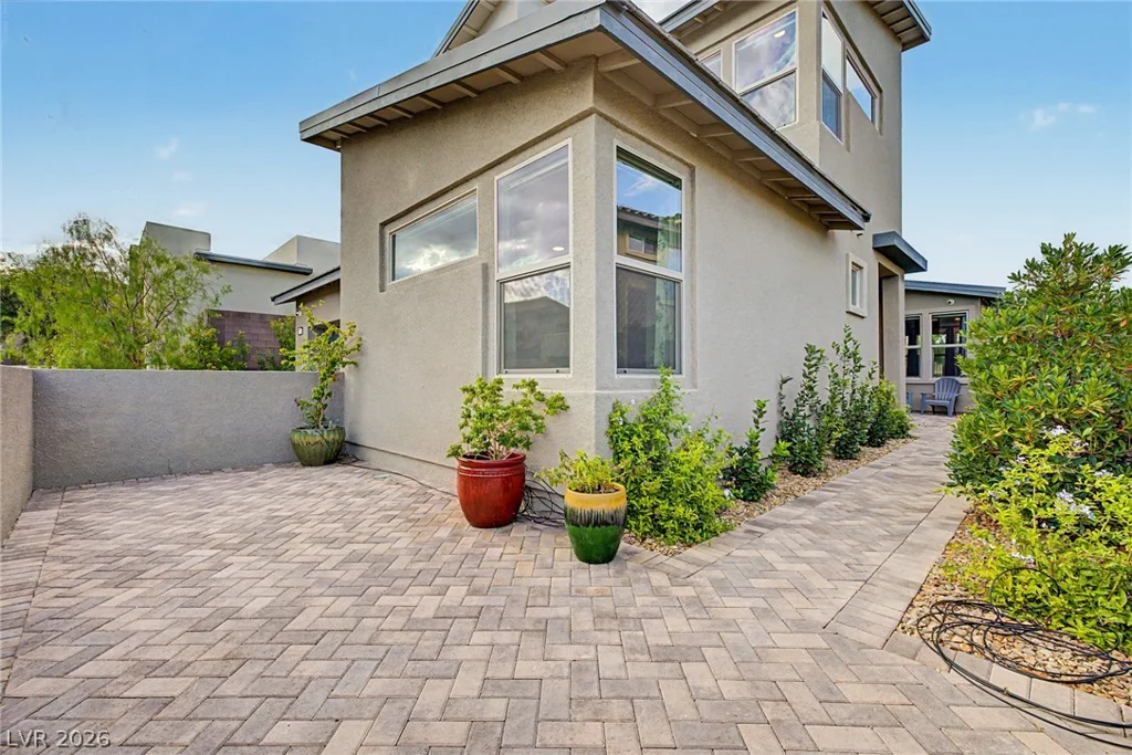 12014 Montague, Las Vegas, NV 89138