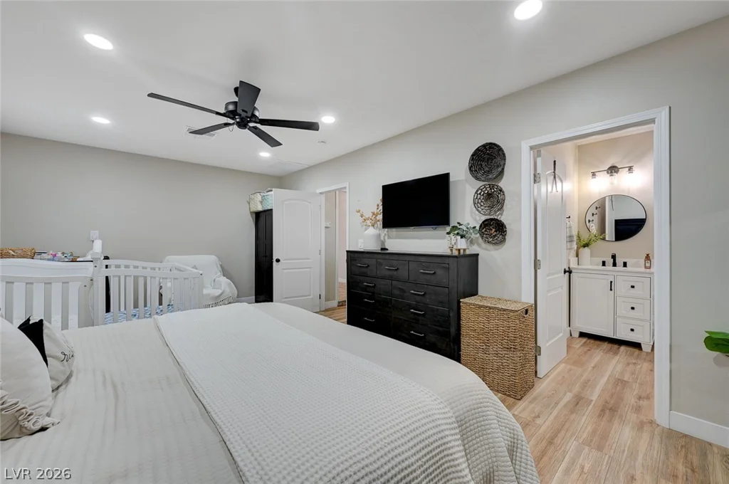 6317 Molino, Las Vegas, NV 89108