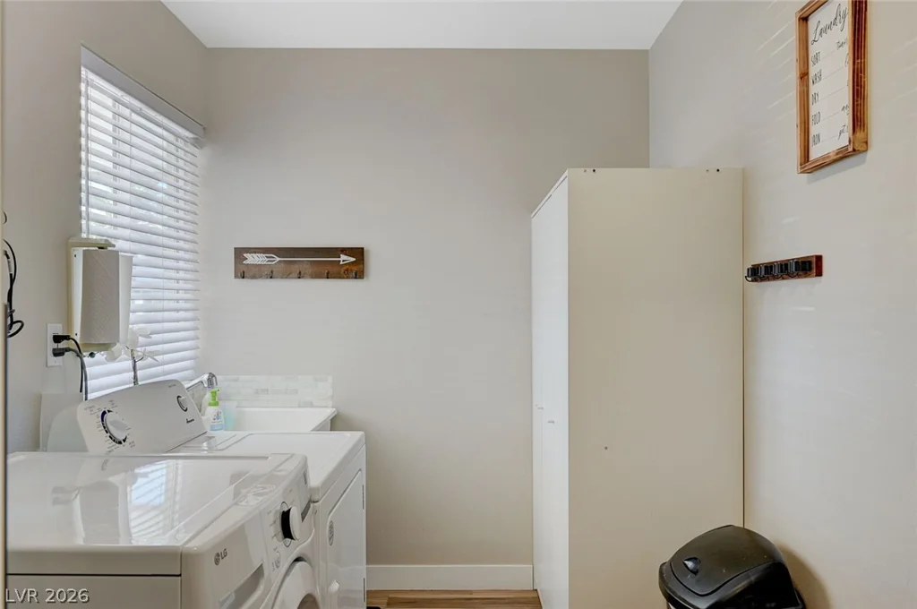 6317 Molino, Las Vegas, NV 89108